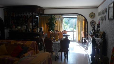 Moradia Isolada T4 Venda em Quarteira,Loulé