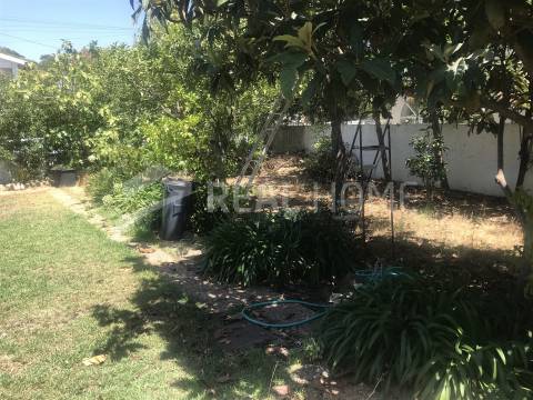 Moradia Isolada T4 Venda em Quarteira,Loulé