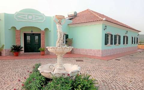 Moradia Isolada T4+1 Venda em Conceição e Estoi,Faro