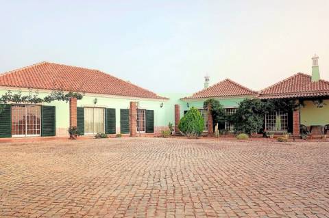 Moradia Isolada T4+1 Venda em Conceição e Estoi,Faro