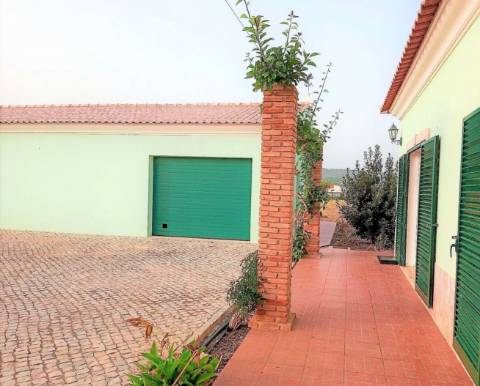 Moradia Isolada T4+1 Venda em Conceição e Estoi,Faro