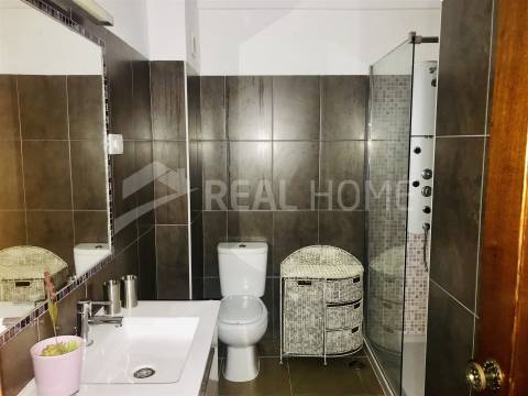 Apartamento T3 Venda em Quarteira,Loulé