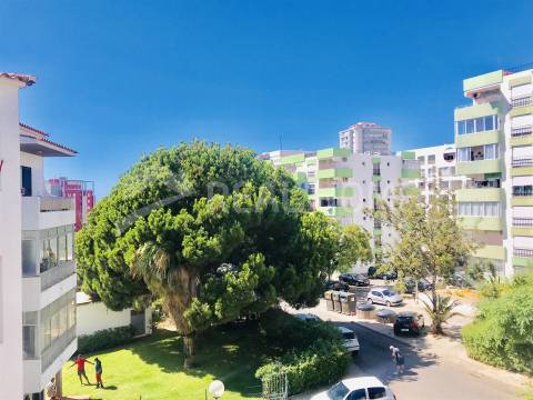 Apartamento T3 Venda em Quarteira,Loulé