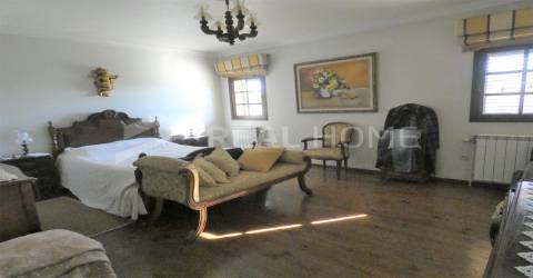 Moradia Isolada T4+1 Venda em Albufeira e Olhos de Água,Albufeira