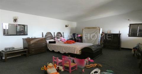 Moradia Isolada T4+1 Venda em Albufeira e Olhos de Água,Albufeira