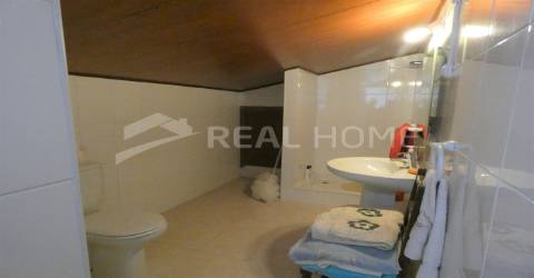 Moradia Isolada T4+1 Venda em Albufeira e Olhos de Água,Albufeira