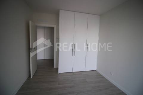 Apartamento T3 Venda em Quelfes,Olhão