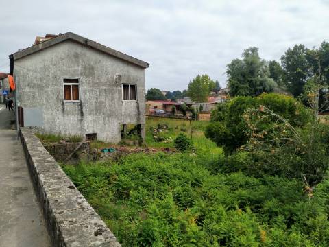 Moradia para Restaurar T5 Venda em Vila de Cucujães,Oliveira de Azeméis