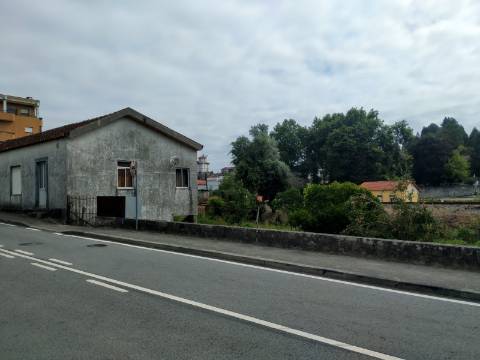 Moradia para Restaurar T5 Venda em Vila de Cucujães,Oliveira de Azeméis