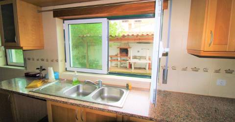 Moradia T3 Marinha Grande oferta pintura e eletrodomésticos com garagem