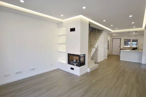 Moradia Geminada T3 em construção na Quinta do Conde - Sesimbra