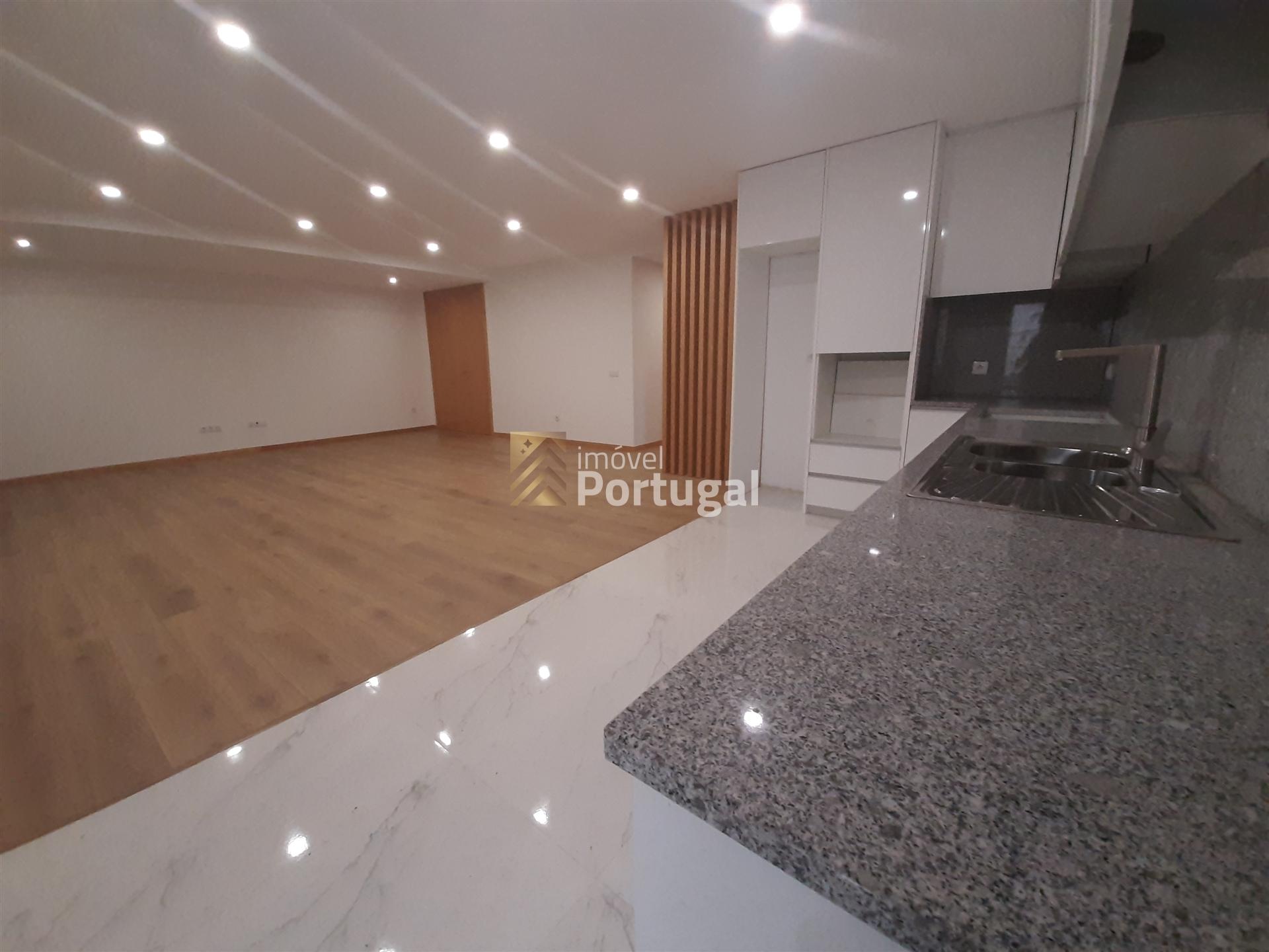 Apartamento T4 Venda em Braga (São José de São Lázaro e São João do Souto),Braga