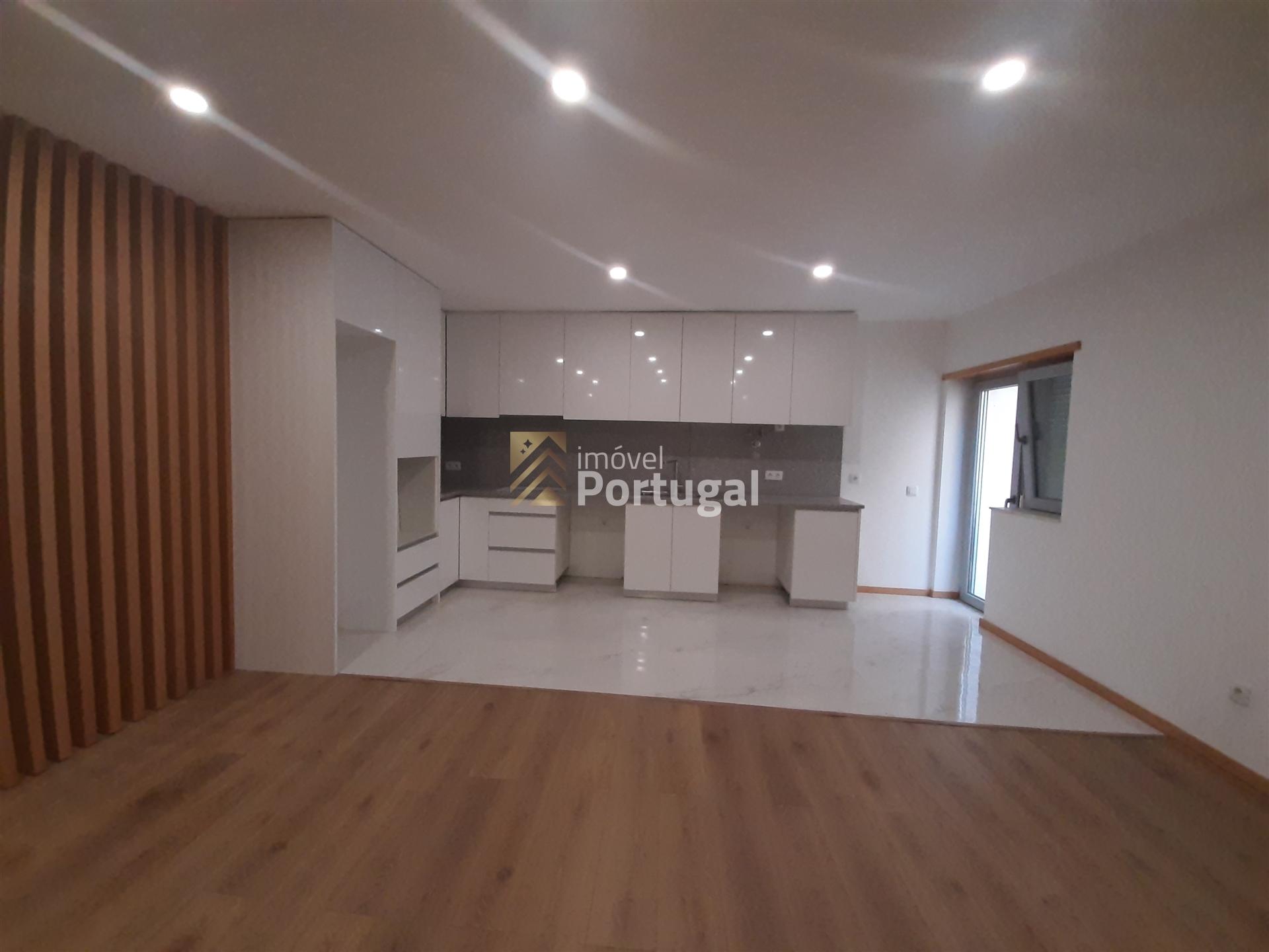 Apartamento T4 Venda em Braga (São José de São Lázaro e São João do Souto),Braga