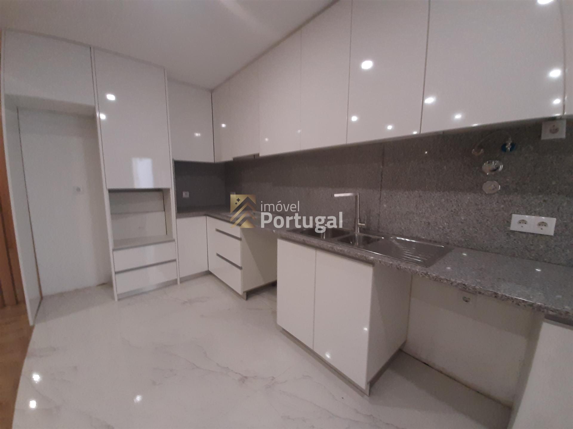 Apartamento T4 Venda em Braga (São José de São Lázaro e São João do Souto),Braga