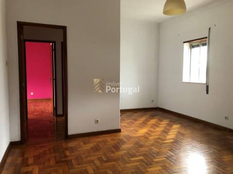 Moradia em Banda T2+1 Venda em Nogueira, Fraião e Lamaçães,Braga