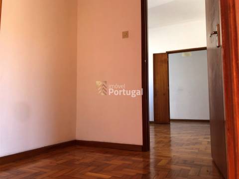 Moradia em Banda T2+1 Venda em Nogueira, Fraião e Lamaçães,Braga