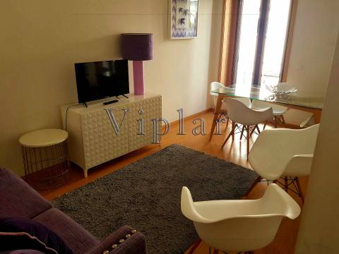 Prédio Remodelado - Vila Nova de Gaia - Rio Douro