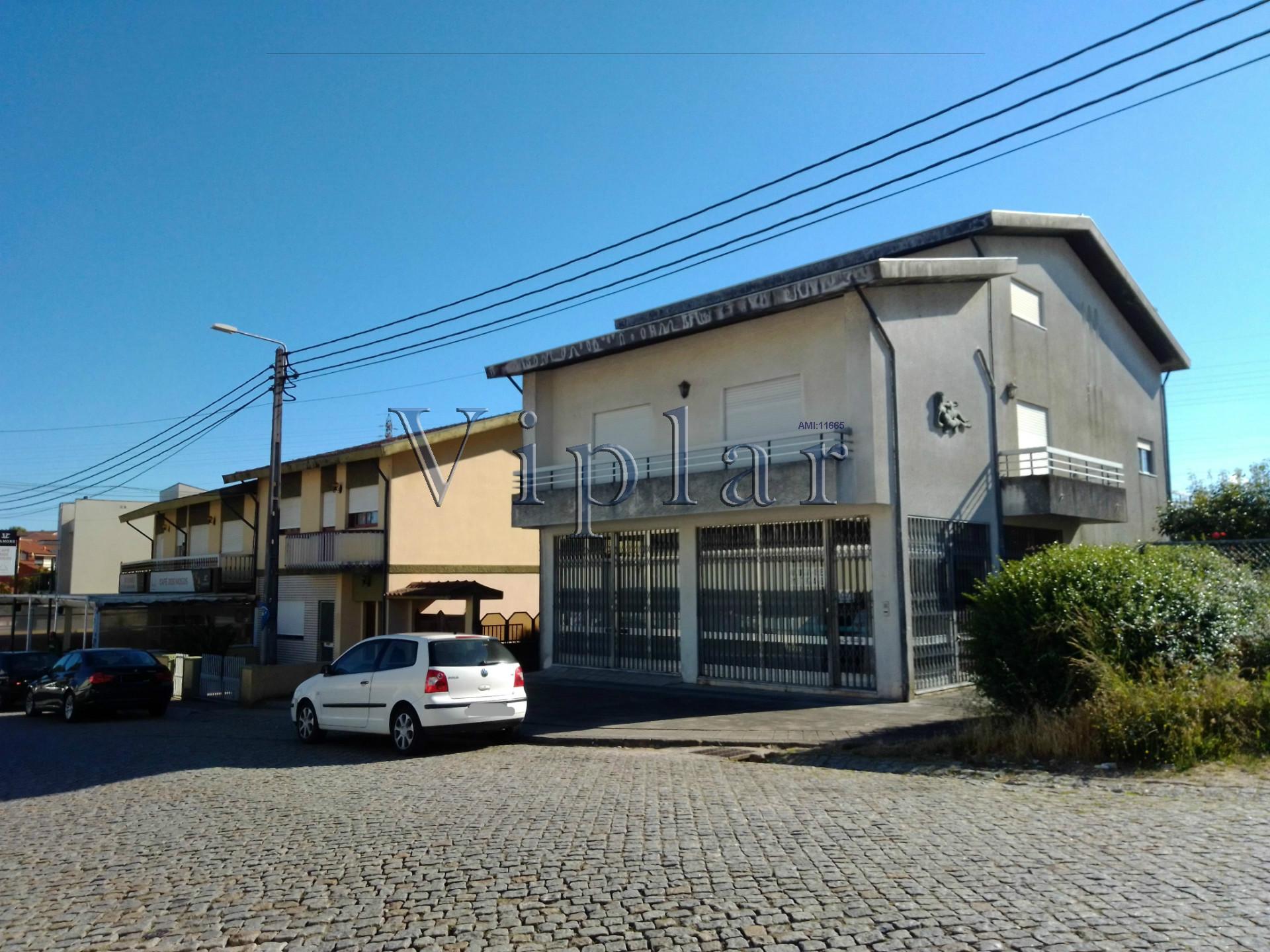 Loja com 180m² - Maia - Vermoim