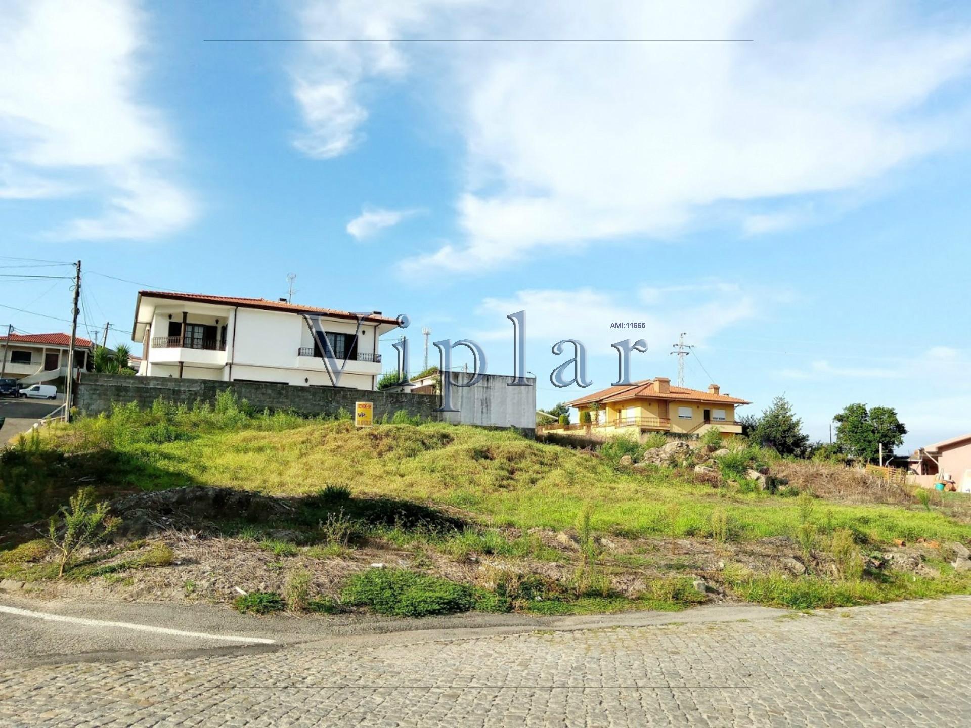 Terreno em São Mamede do Coronado