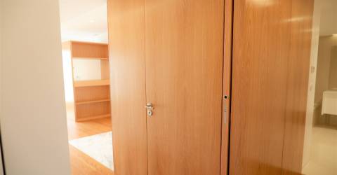 T3 NOVO c/ Varanda e Terraço - Boavista