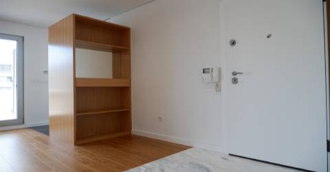 T3 NOVO c/ Varanda e Terraço - Boavista