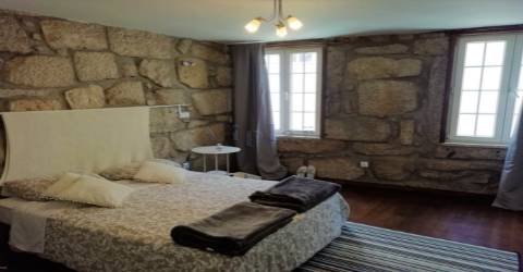 Moradia Traça Antiga V3 no centro da Cidade do Porto