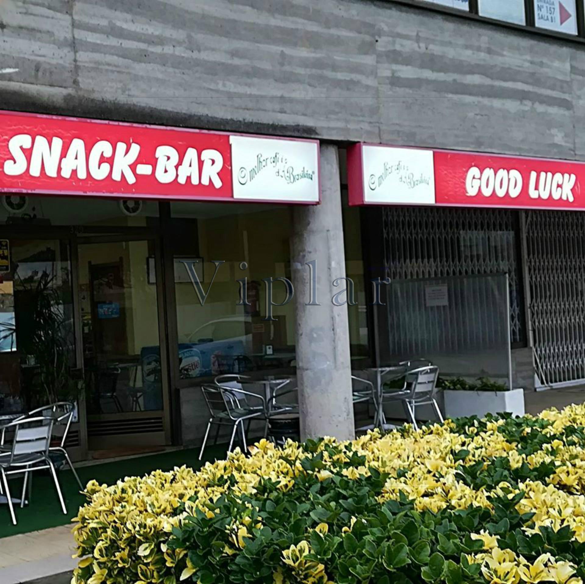 LOJA - CAFÉ / SNACK-BAR EM LEÇA DO BALIO