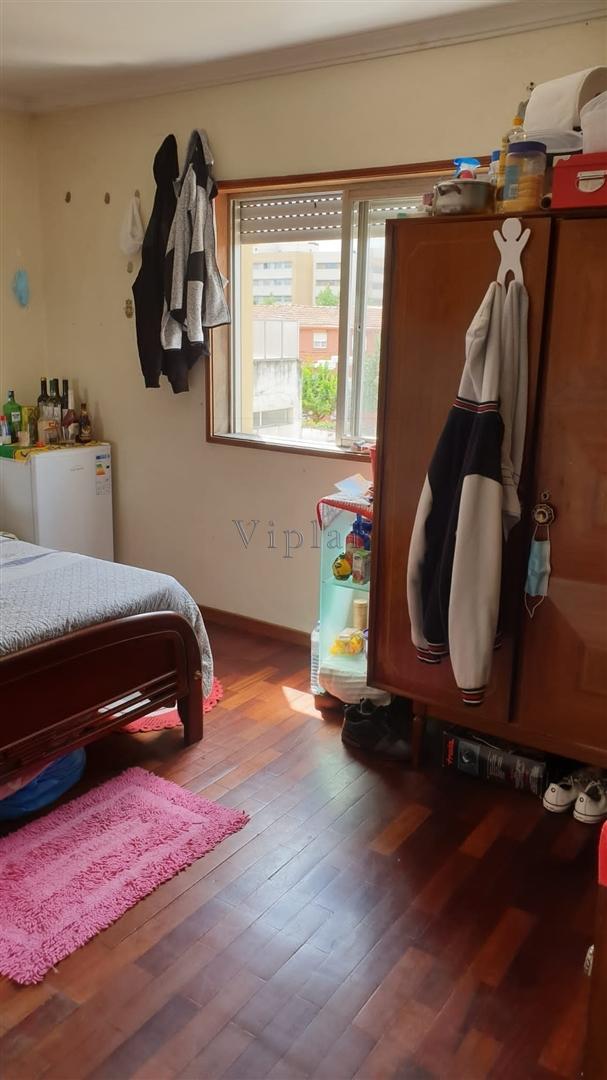 Apartamento T2 c/ varanda - Areosa