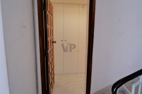 T3 totalmente reconstruído (NOVO) c/ garagem box - À Av. da Boavista (Porto)