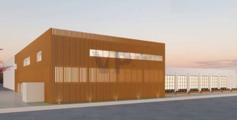 Grandes Armazéns e Escritórios - à Circunvalação (Porto)