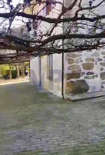 Quinta c/ Moradia T5 triplex - Roriz (Santo Tirso)