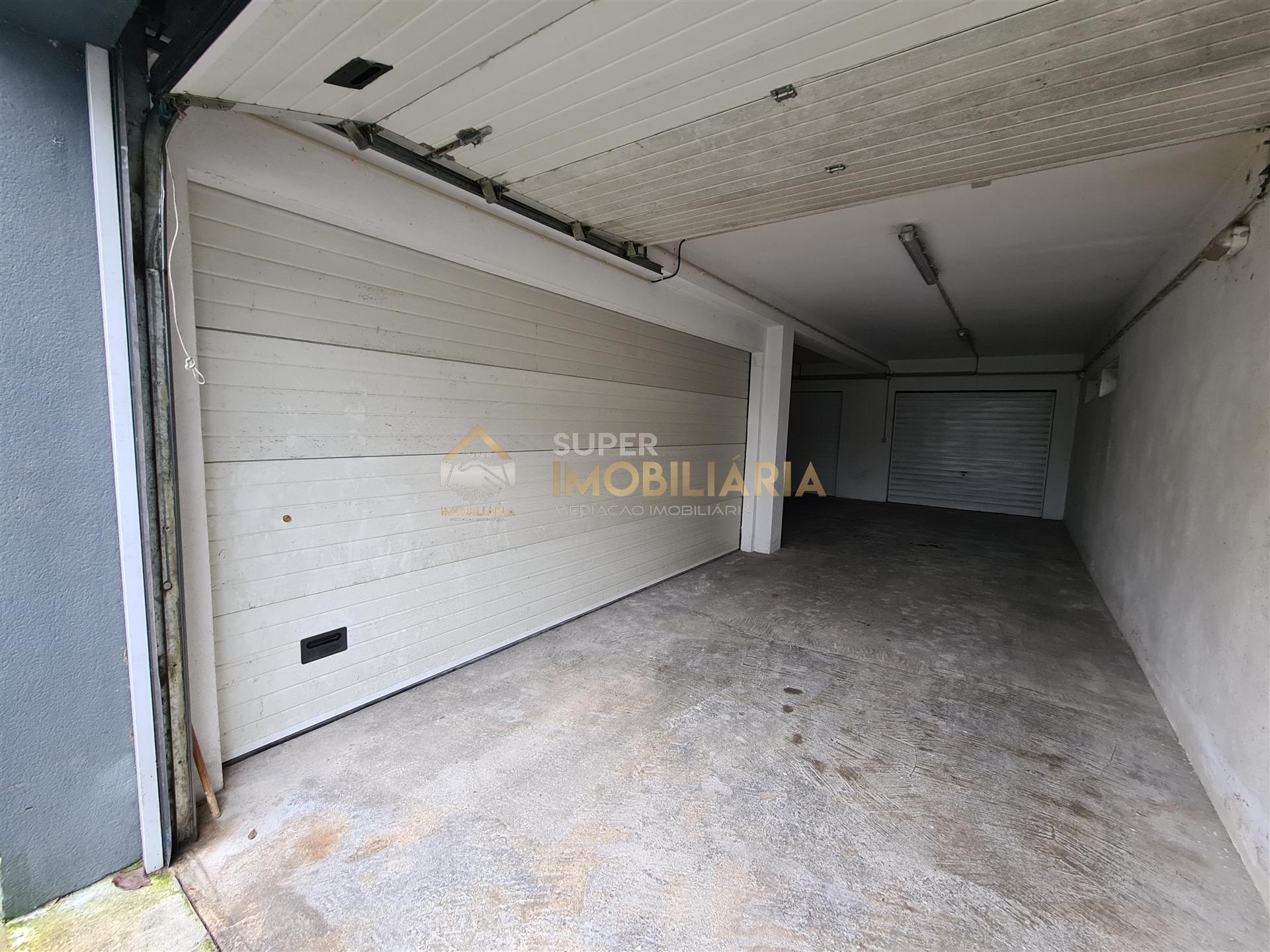 Garagem fechada com 34m2 em Fafe