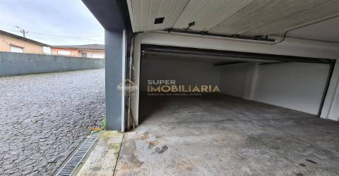 Garagem fechada com 34m2 em Fafe