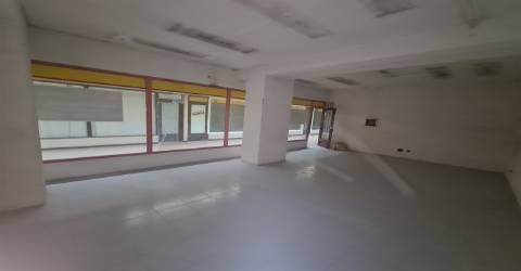 Loja  Venda em Braga (São José de São Lázaro e São João do Souto),Braga