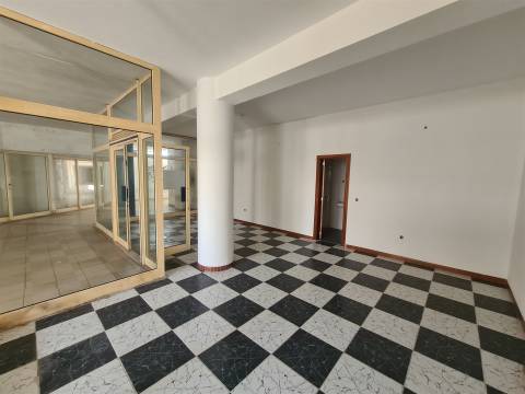 Loja  Arrendamento em Margaride (Santa Eulália), Várzea, Lagares, Varziela e Moure,Felgueiras