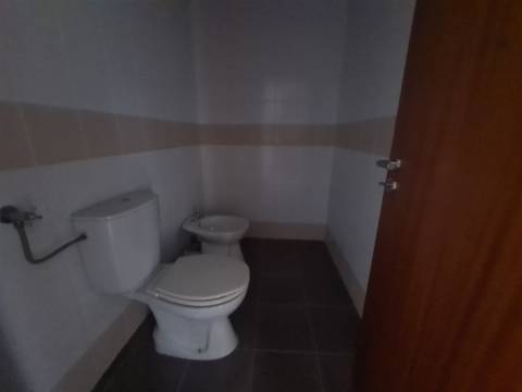 Loja  Arrendamento em Margaride (Santa Eulália), Várzea, Lagares, Varziela e Moure,Felgueiras