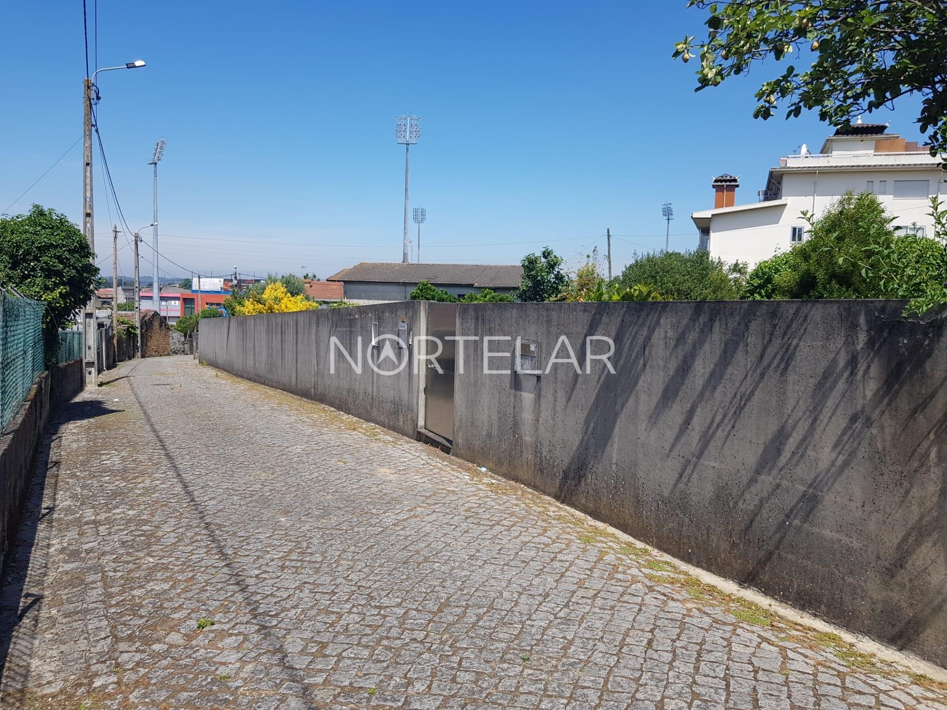 Lote de terreno no Trofa