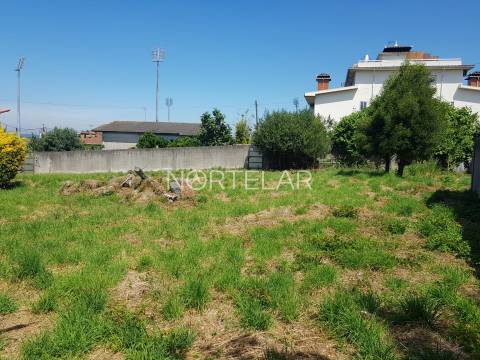 Lote de terreno no Trofa