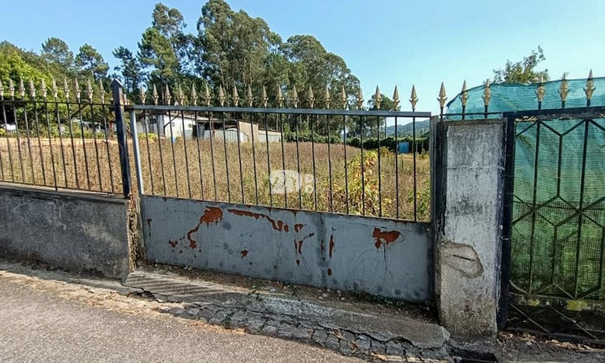 Lote terreno - Guidões