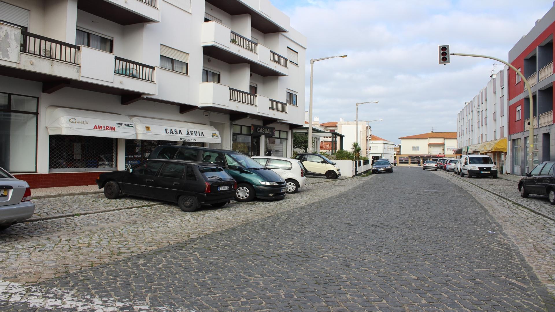 Loja  Venda em Vieira de Leiria,Marinha Grande