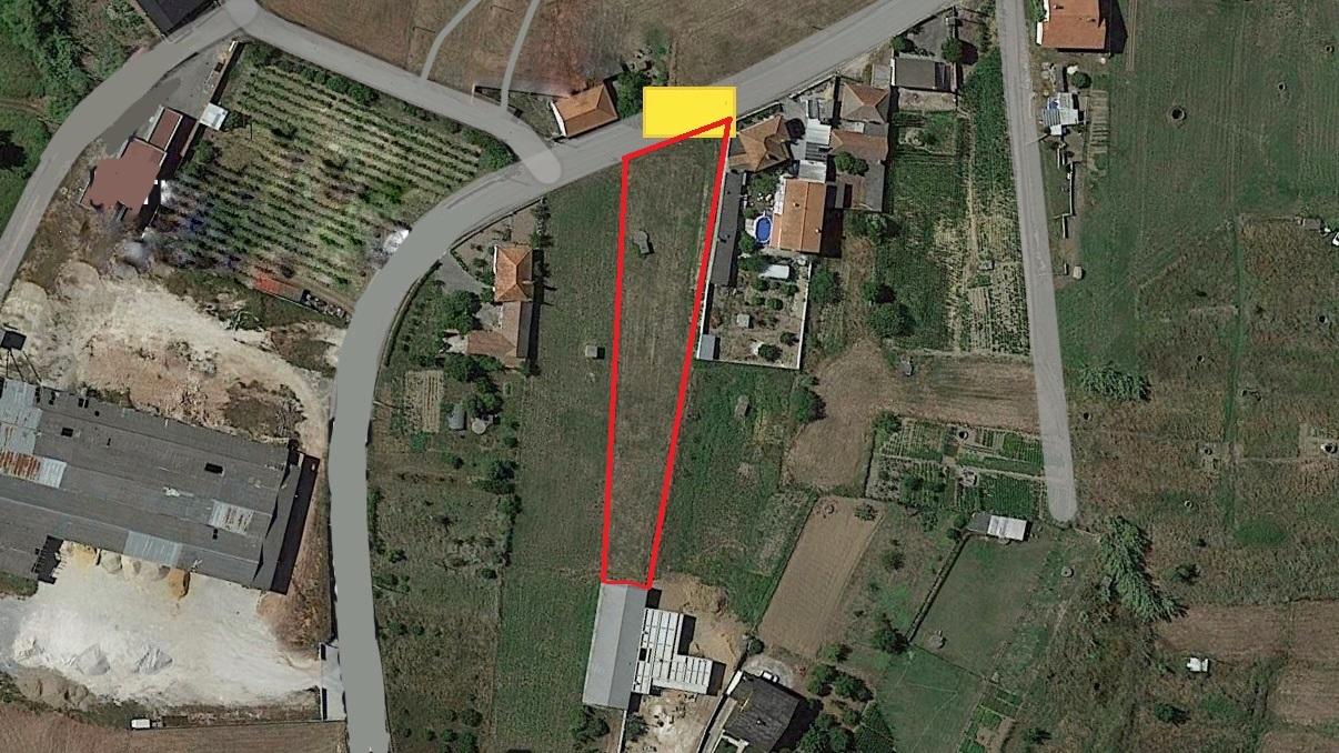 Terreno para construção / Com Muro / Comeira / Marinha Grande