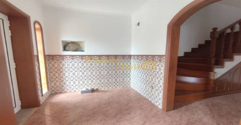 Moradias T4 em Banda