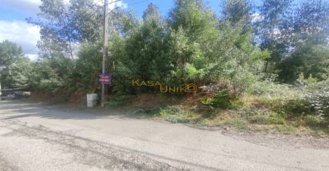 Terreno c/ 3 Frentes em Canedo