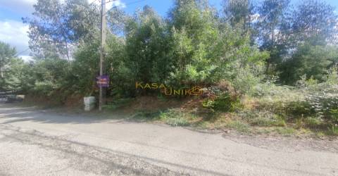 Terreno c/ 3 Frentes em Canedo