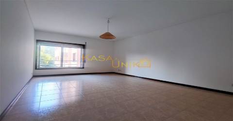 Apartamento T2 Junto ao Gaia Shopping