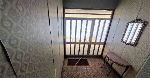 Casa P/ Restauro em Caldas de S. Jorge