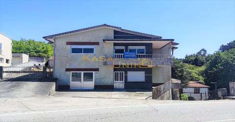 Casa P/ Restauro em Caldas de S. Jorge