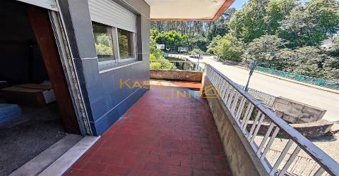 Casa P/ Restauro em Caldas de S. Jorge