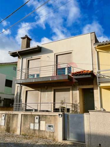 Apartamento T3 em Este (São Pedro e São Mamede), Braga