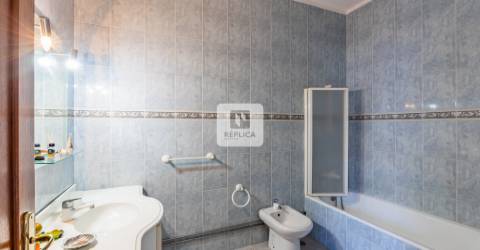 Quinta T9 com Piscina e Terreno de Cultivo em Santo Tirso